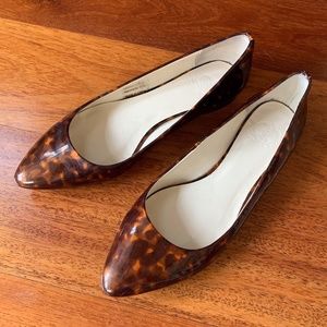 C Wonder Flats in Tortoiseshell Patent Leather - 8